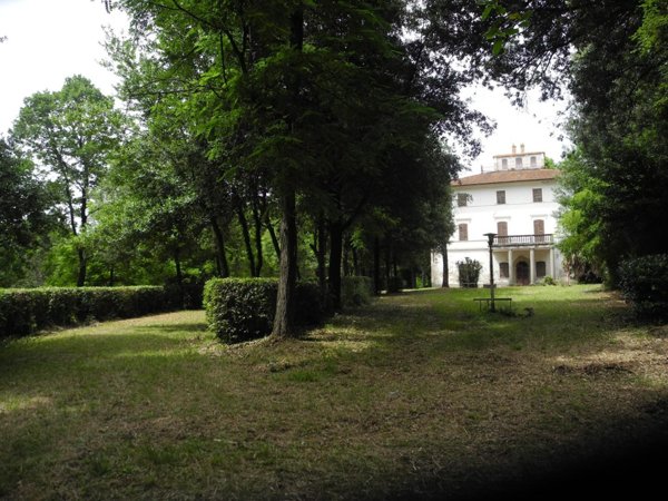 casa indipendente in vendita a Pontedera