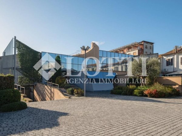 ufficio in vendita a Pontedera