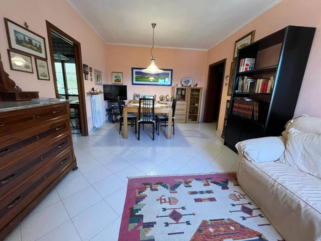 appartamento in vendita a Pontedera in zona Treggiaia