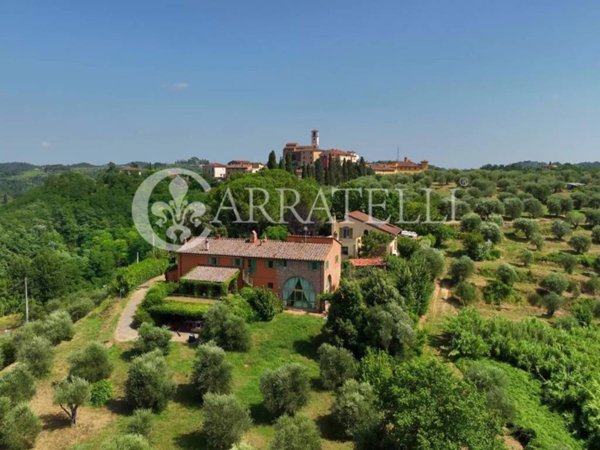 casa indipendente in vendita a Pontedera in zona Treggiaia