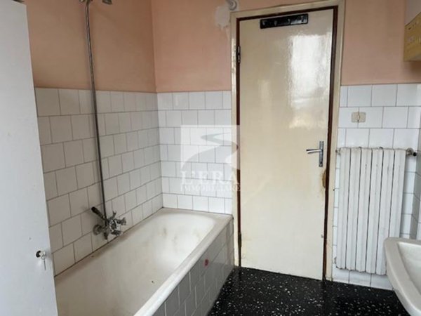 appartamento in vendita a Pontedera in zona Pietroconti