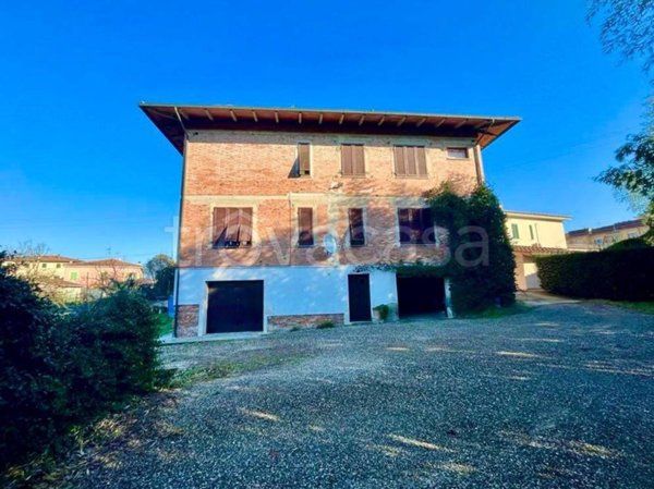 casa indipendente in vendita a Pontedera in zona La Rotta