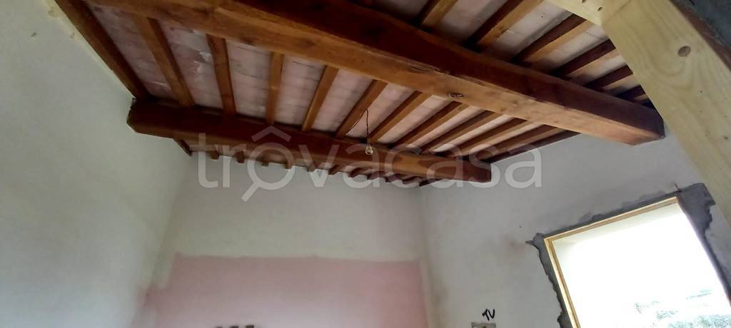 casa indipendente in vendita a Pontedera in zona Pardossi