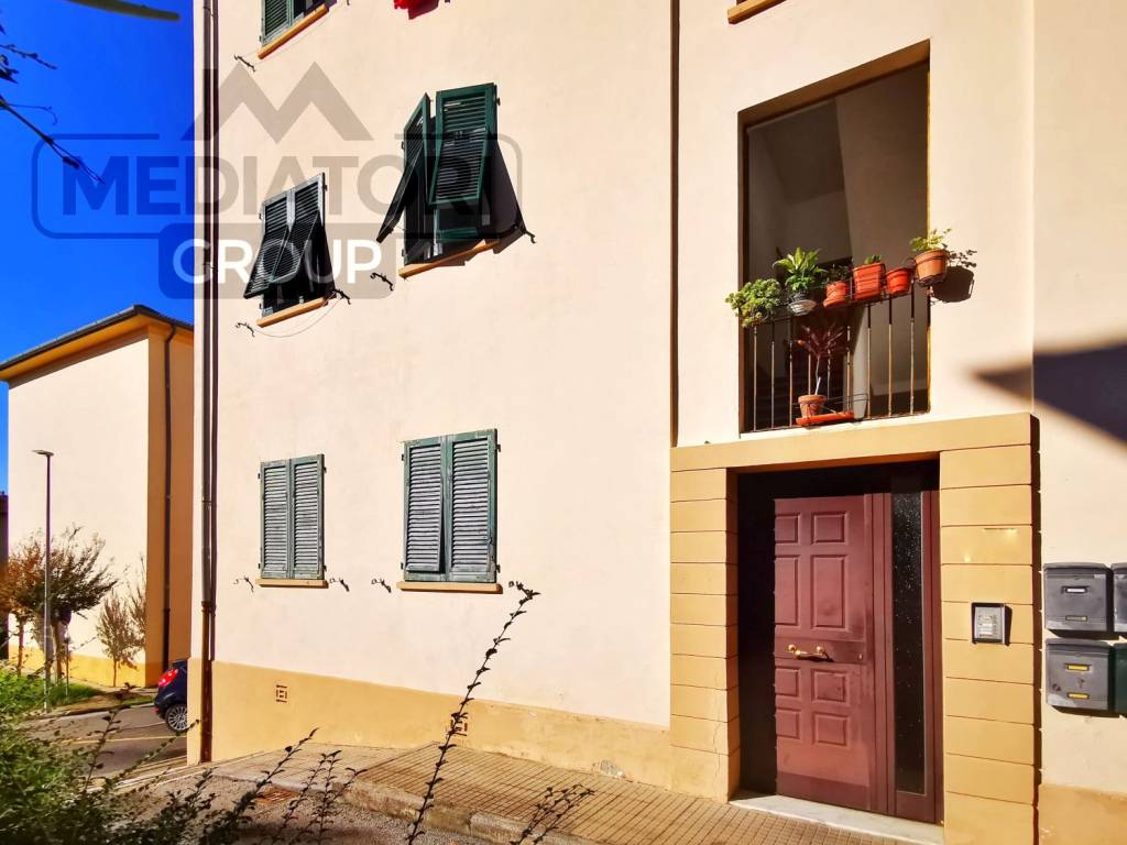appartamento in vendita a Pontedera in zona La Rotta