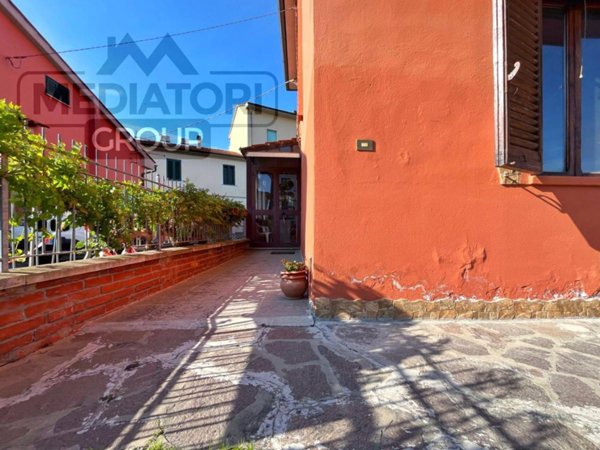 appartamento in vendita a Pontedera in zona Il Romito