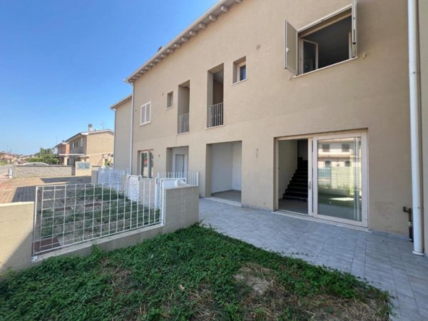 casa indipendente in vendita a Pontedera