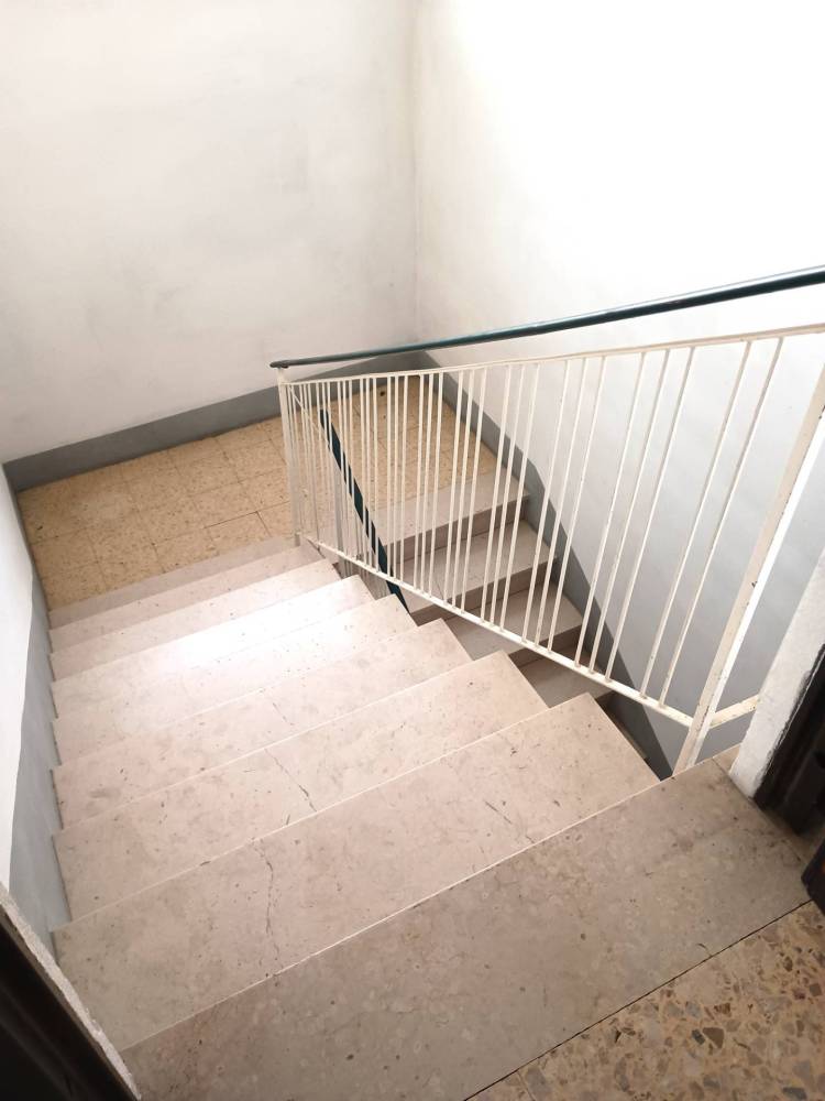 appartamento in vendita a Pontedera in zona Pietroconti