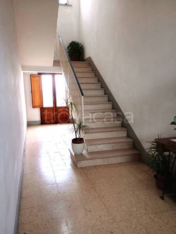 appartamento in vendita a Pontedera in zona Pietroconti