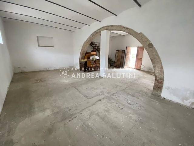casa indipendente in vendita a Pontedera in zona Montecastello