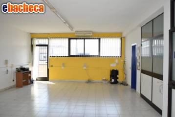 ufficio in vendita a Pontedera