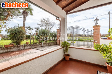 casa indipendente in vendita a Pontedera in zona La Borra