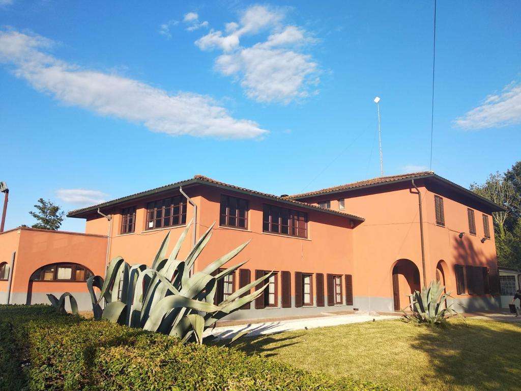 casa indipendente in vendita a Pontedera in zona Le Cantine