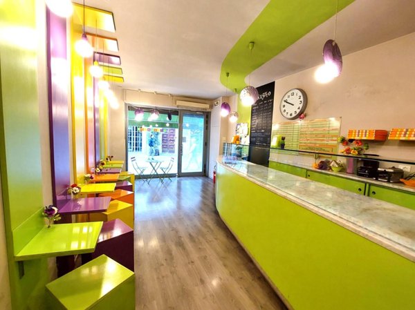 negozio in vendita a Pontedera