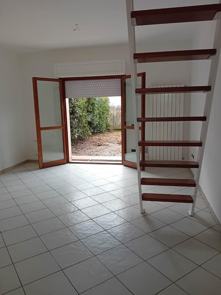 appartamento in vendita a Pontedera in zona La Borra