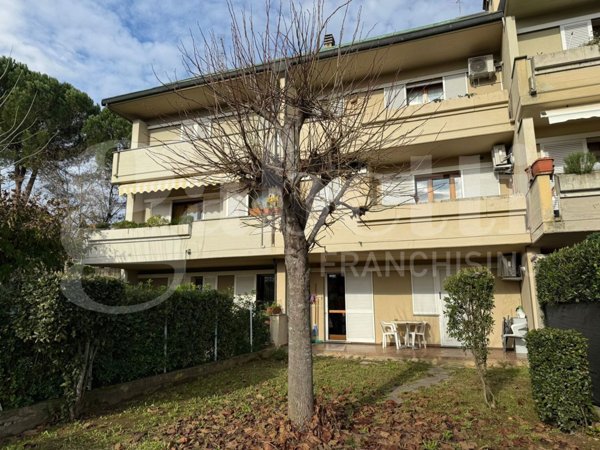 appartamento in vendita a Pontedera in zona La Rotta