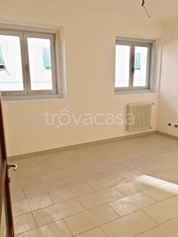 ufficio in vendita a Pontedera