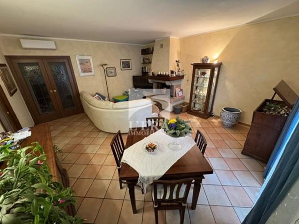 casa indipendente in vendita a Pontedera