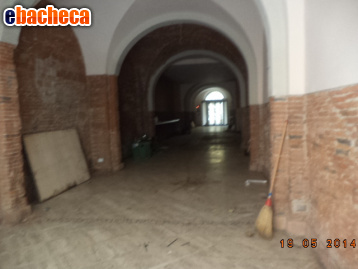 negozio in vendita a Pontedera