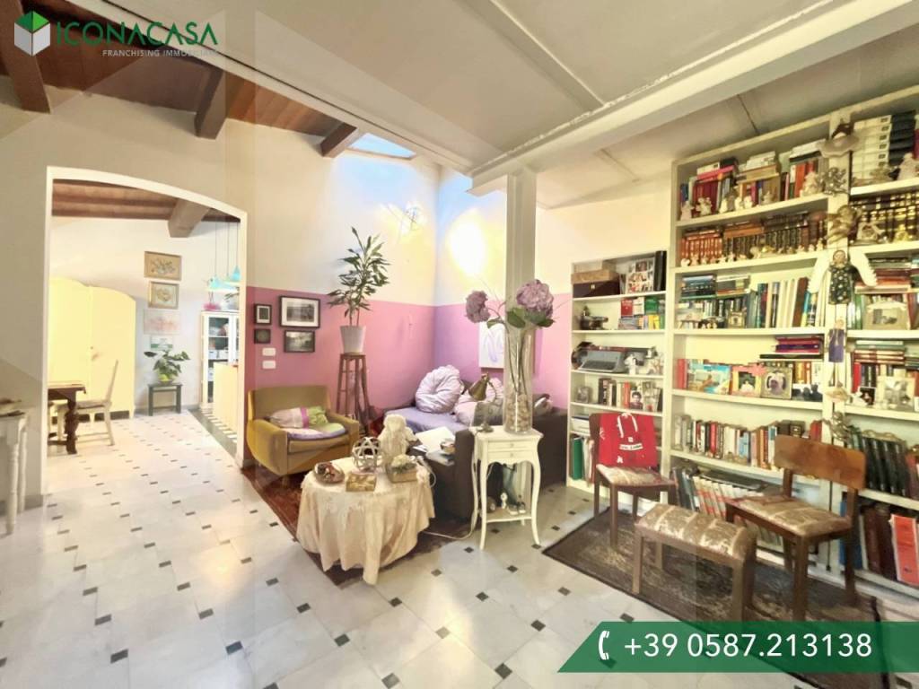 casa indipendente in vendita a Pontedera in zona La Borra
