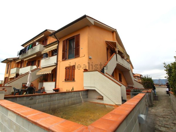 appartamento in vendita a Pontedera in zona Treggiaia