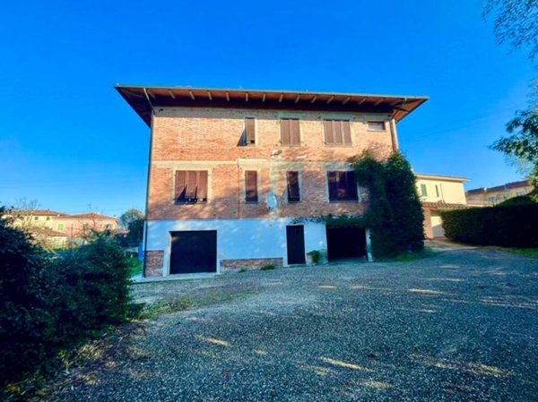 casa indipendente in vendita a Pontedera in zona La Rotta