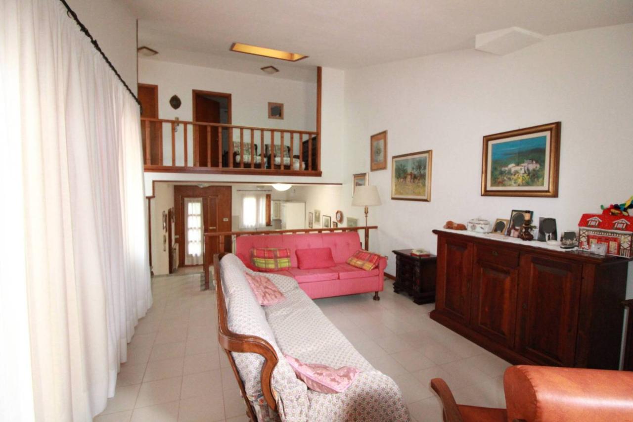 casa indipendente in vendita a Pontedera in zona La Rotta