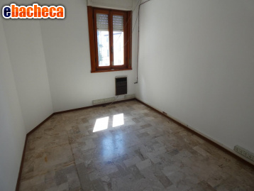 ufficio in vendita a Pontedera