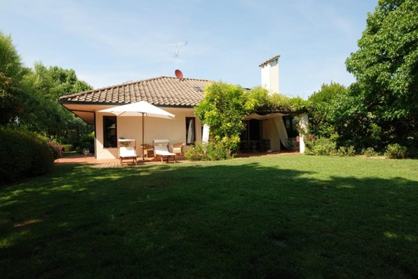 casa indipendente in vendita a Pontedera