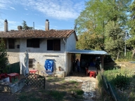 casa indipendente in vendita a Pontedera in zona Treggiaia