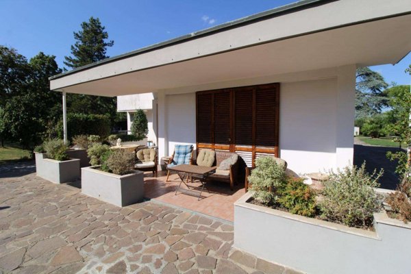 casa indipendente in vendita a Pontedera