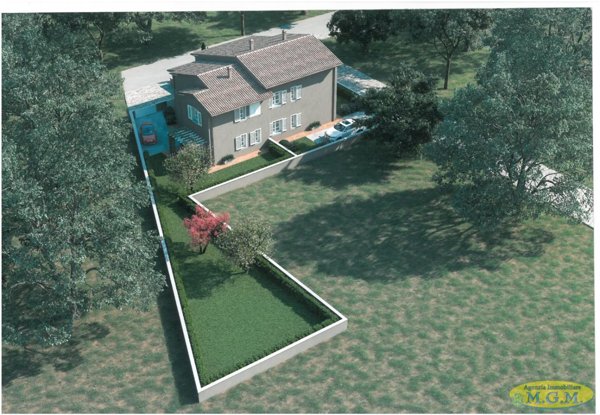 casa indipendente in vendita a Pontedera