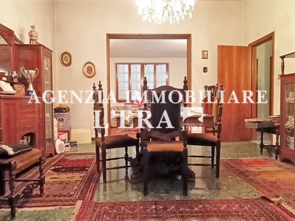 casa indipendente in vendita a Pontedera