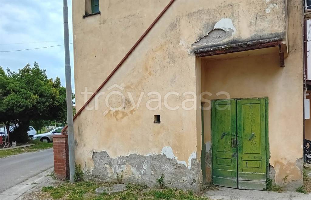 casa semindipendente in vendita a Pontedera in zona La Borra
