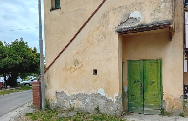 casa semindipendente in vendita a Pontedera in zona La Borra