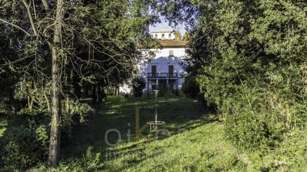 casa indipendente in vendita a Pontedera