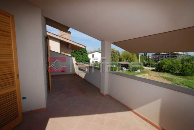 casa indipendente in vendita a Pontedera