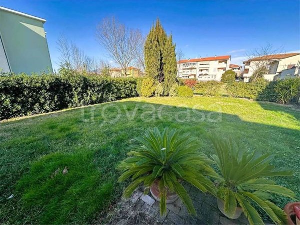 casa indipendente in vendita a Pontedera