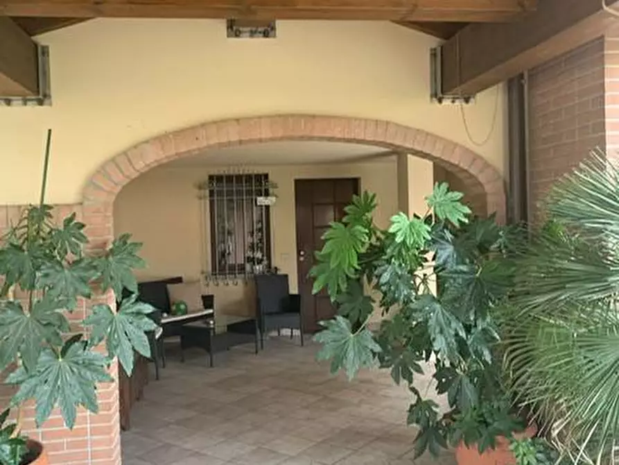 casa indipendente in vendita a Pontedera