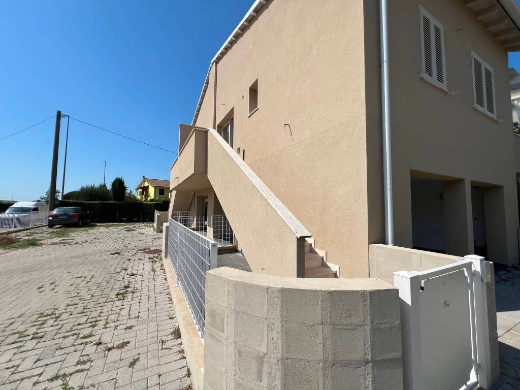 appartamento in vendita a Pontedera in zona Pardossi