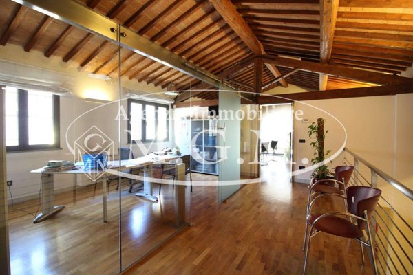 ufficio in vendita a Pontedera