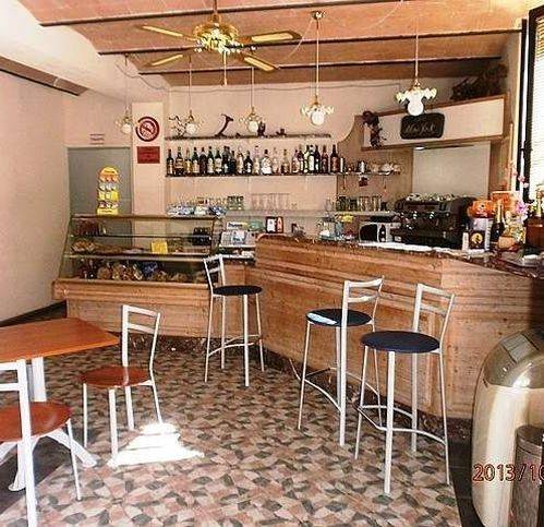 negozio in vendita a Pontedera