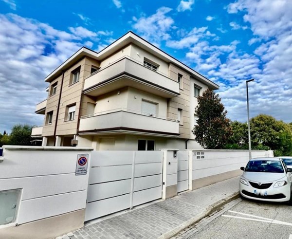 casa indipendente in vendita a Pontedera in zona La Borra