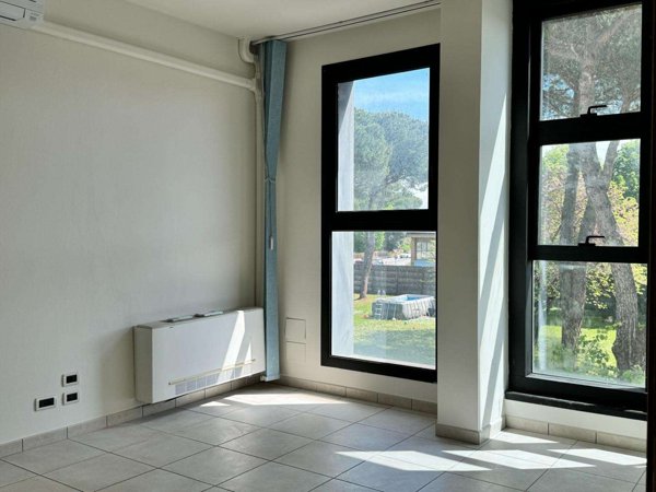 ufficio in vendita a Pontedera