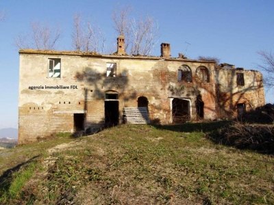 casa indipendente in vendita a Pontedera