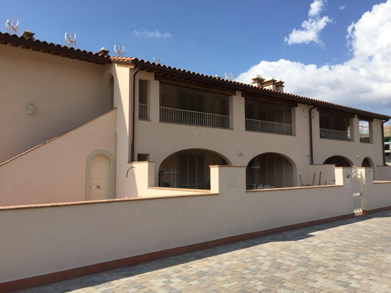 casa indipendente in vendita a Pontedera