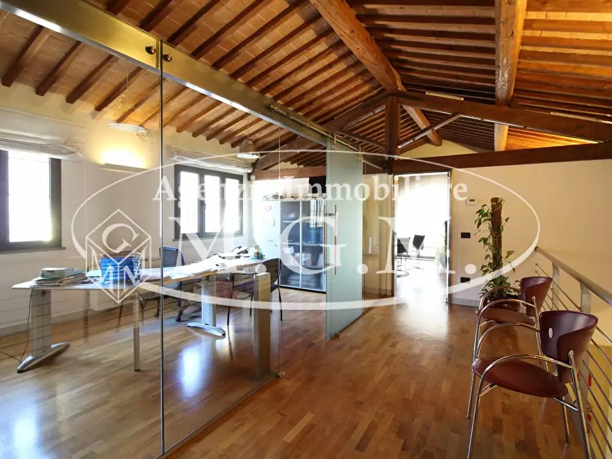 ufficio in vendita a Pontedera