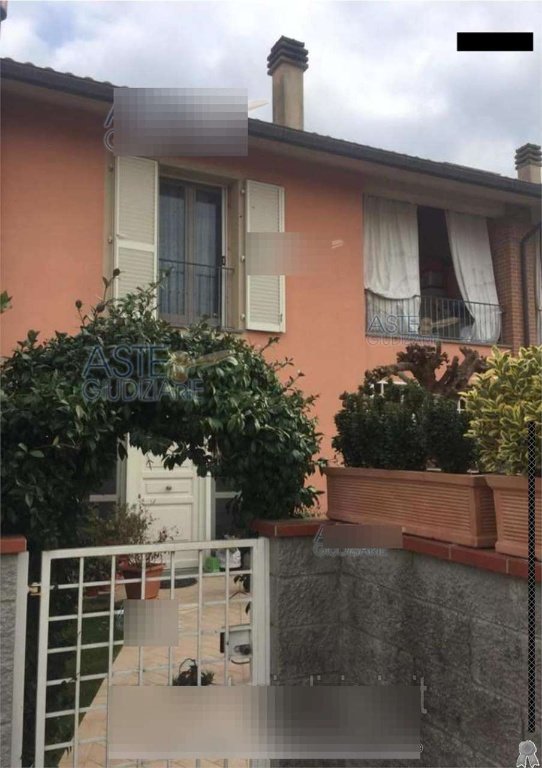 appartamento in vendita a Pontedera in zona Pardossi