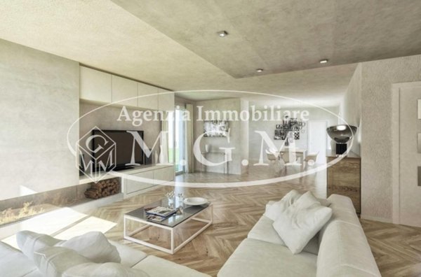 casa indipendente in vendita a Pontedera