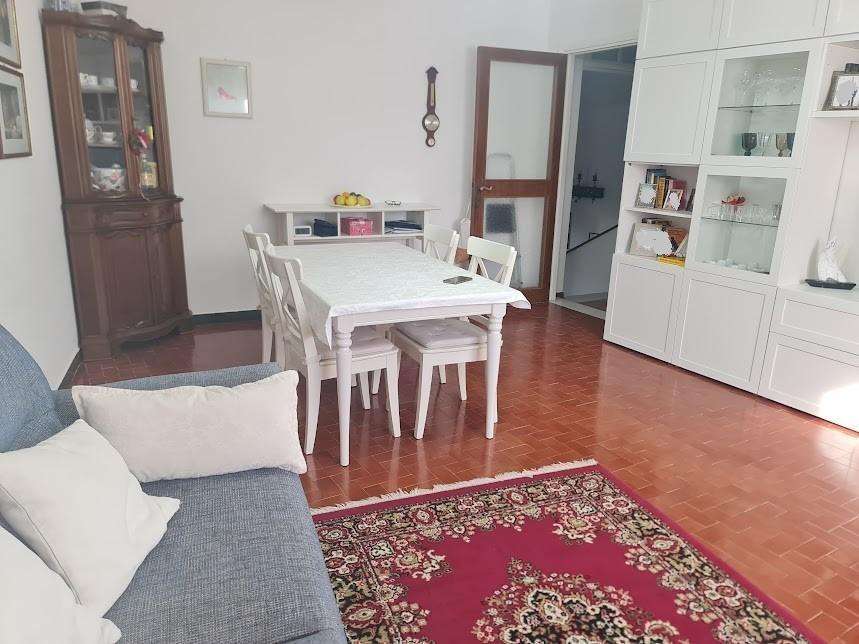 intera palazzina in vendita a Pontedera