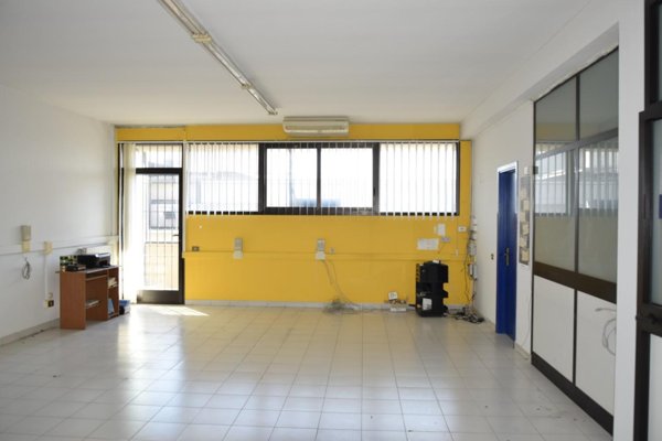 ufficio in vendita a Pontedera